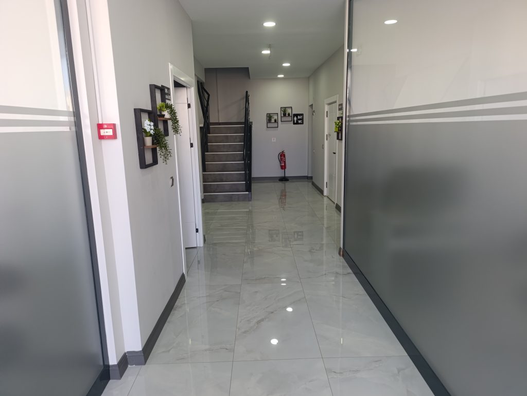 Modern diş kliniği ortamı - Dentafark Malatya diş kliniği iç görünüm